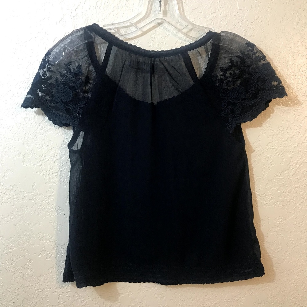 Abercrombie see true blouse size Large Kids